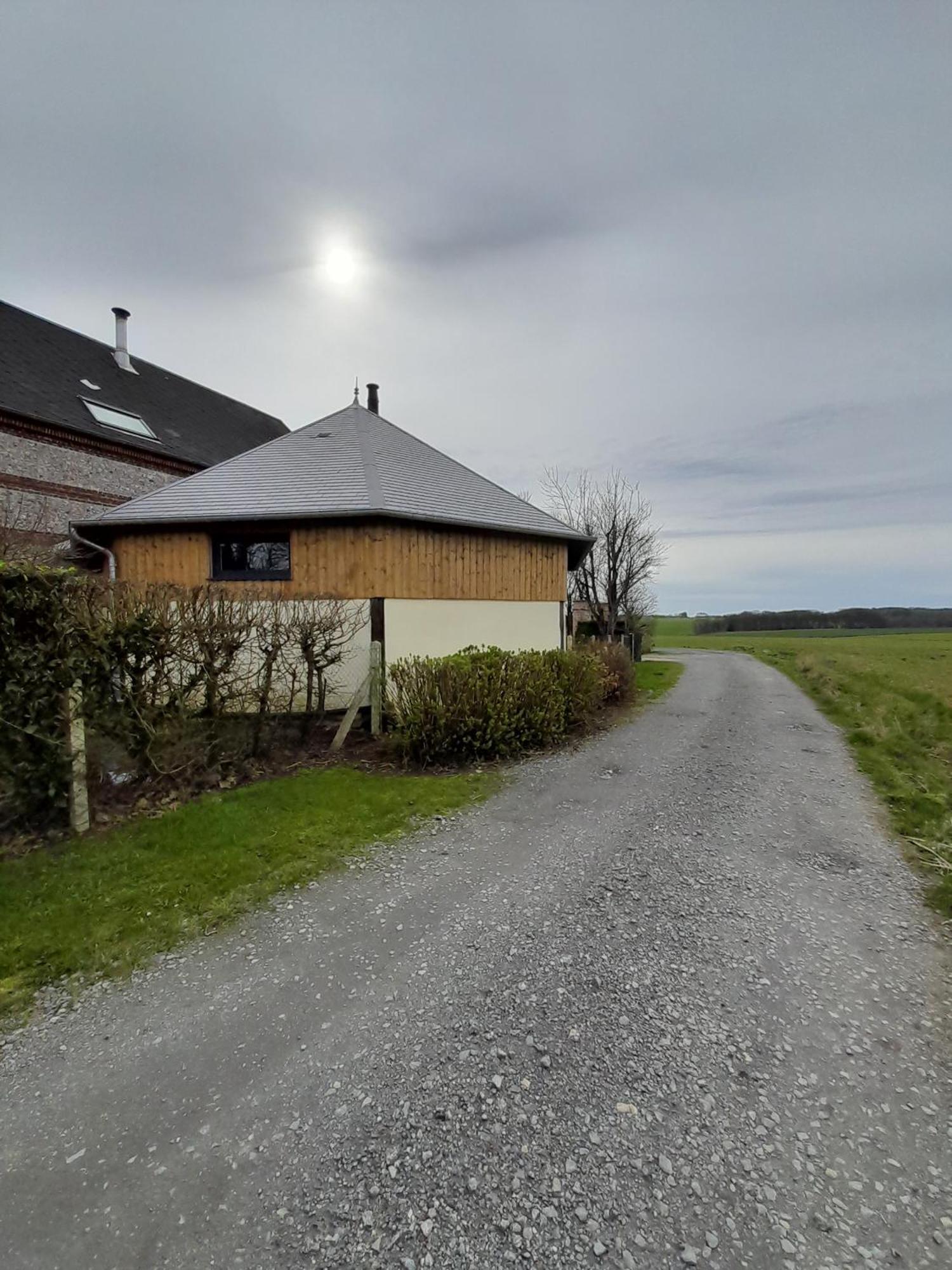 Le Manege Villa Thiétreville Eksteriør billede